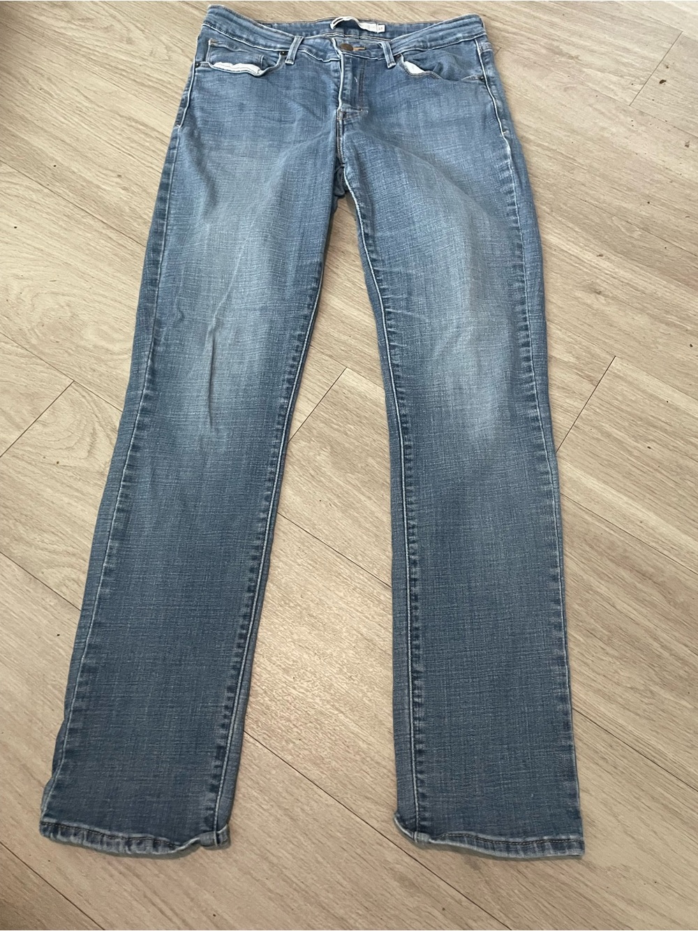 Levi's Light Wash Straight-Leg Women's Jeans